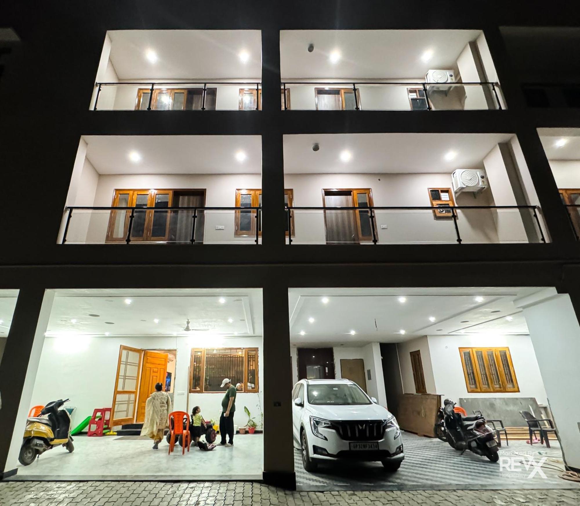 Guru Sadan A Luxe Stay Ayodhya Екстериор снимка