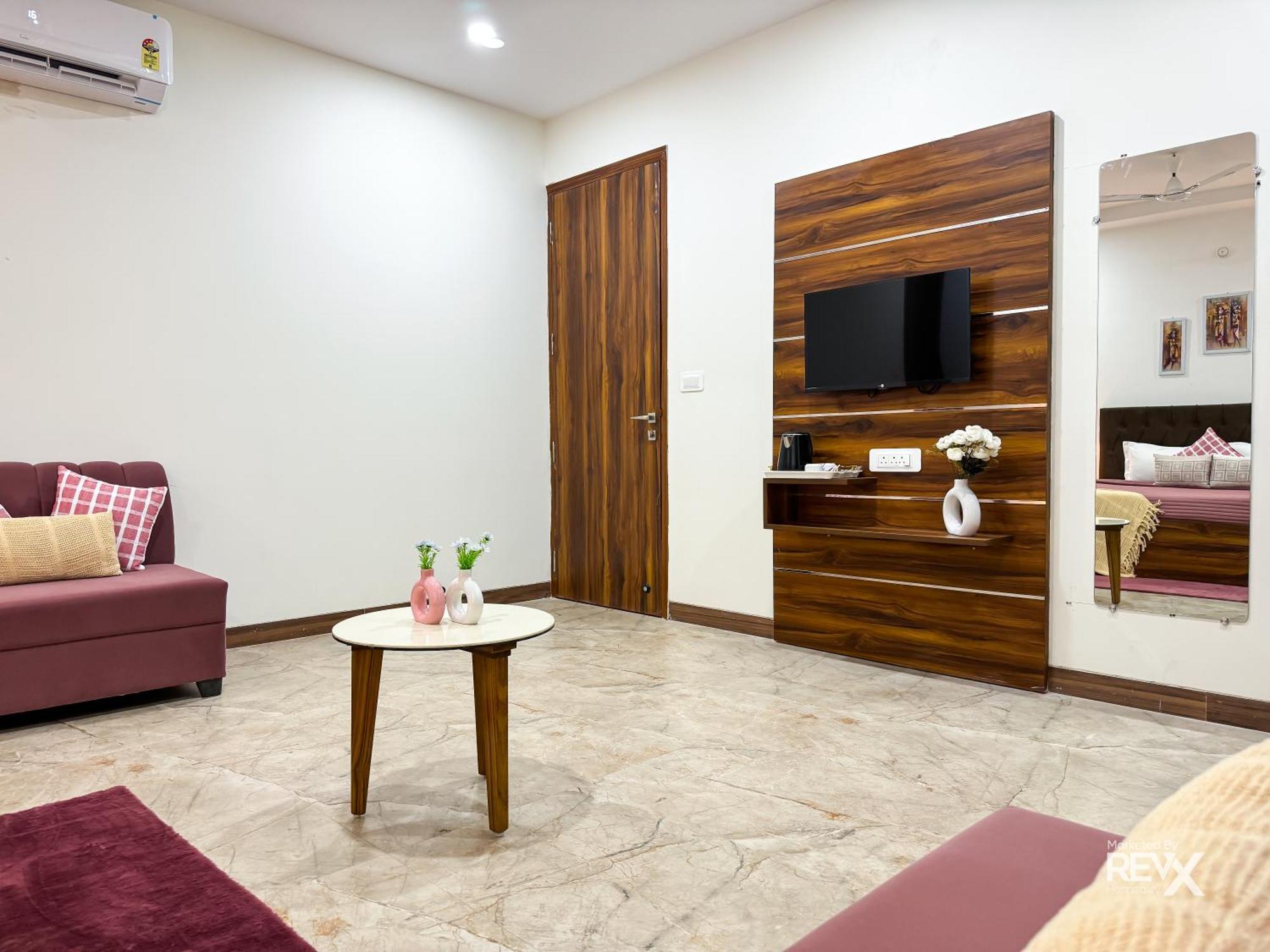 Guru Sadan A Luxe Stay Ayodhya Екстериор снимка