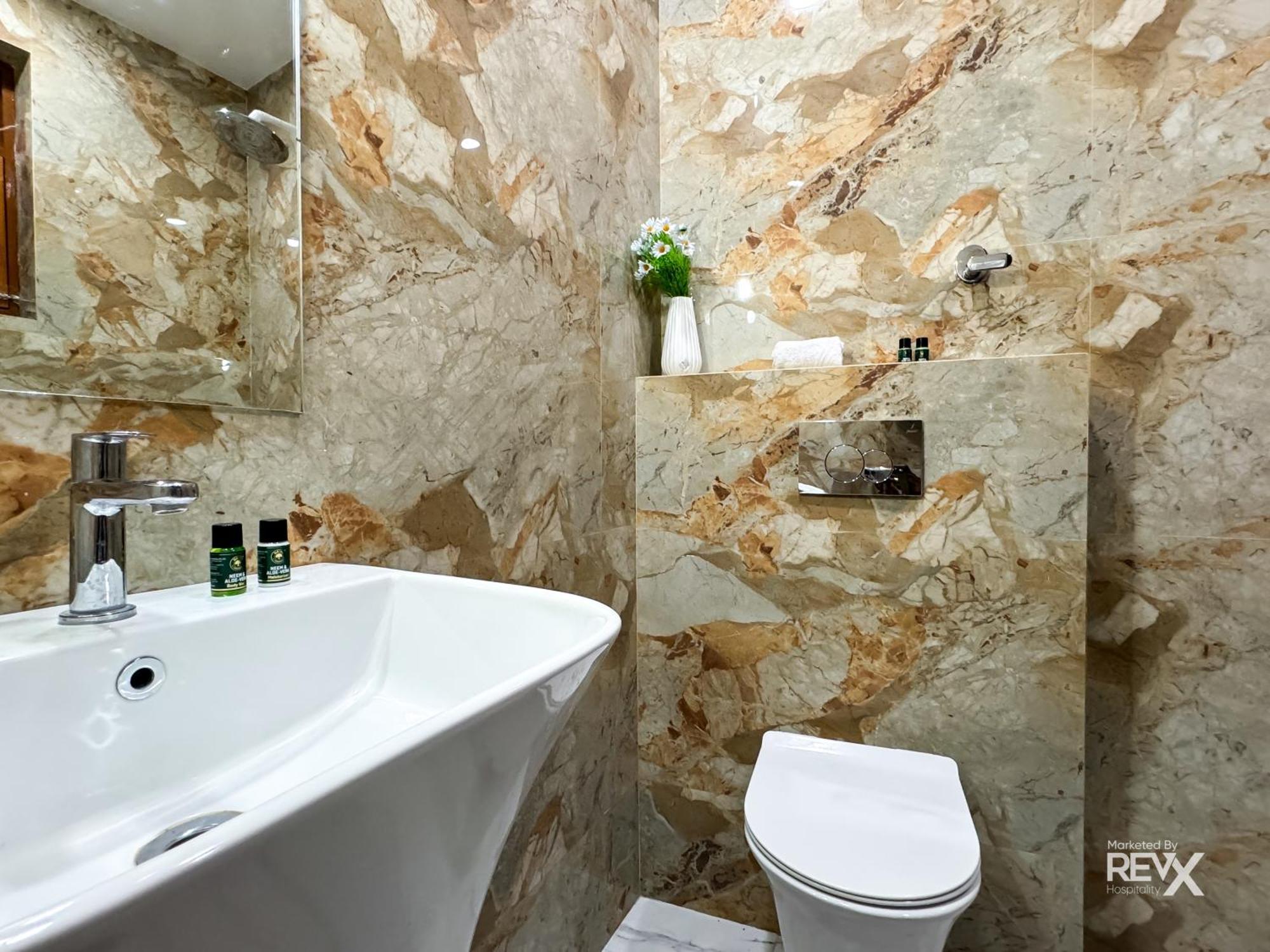 Guru Sadan A Luxe Stay Ayodhya Екстериор снимка