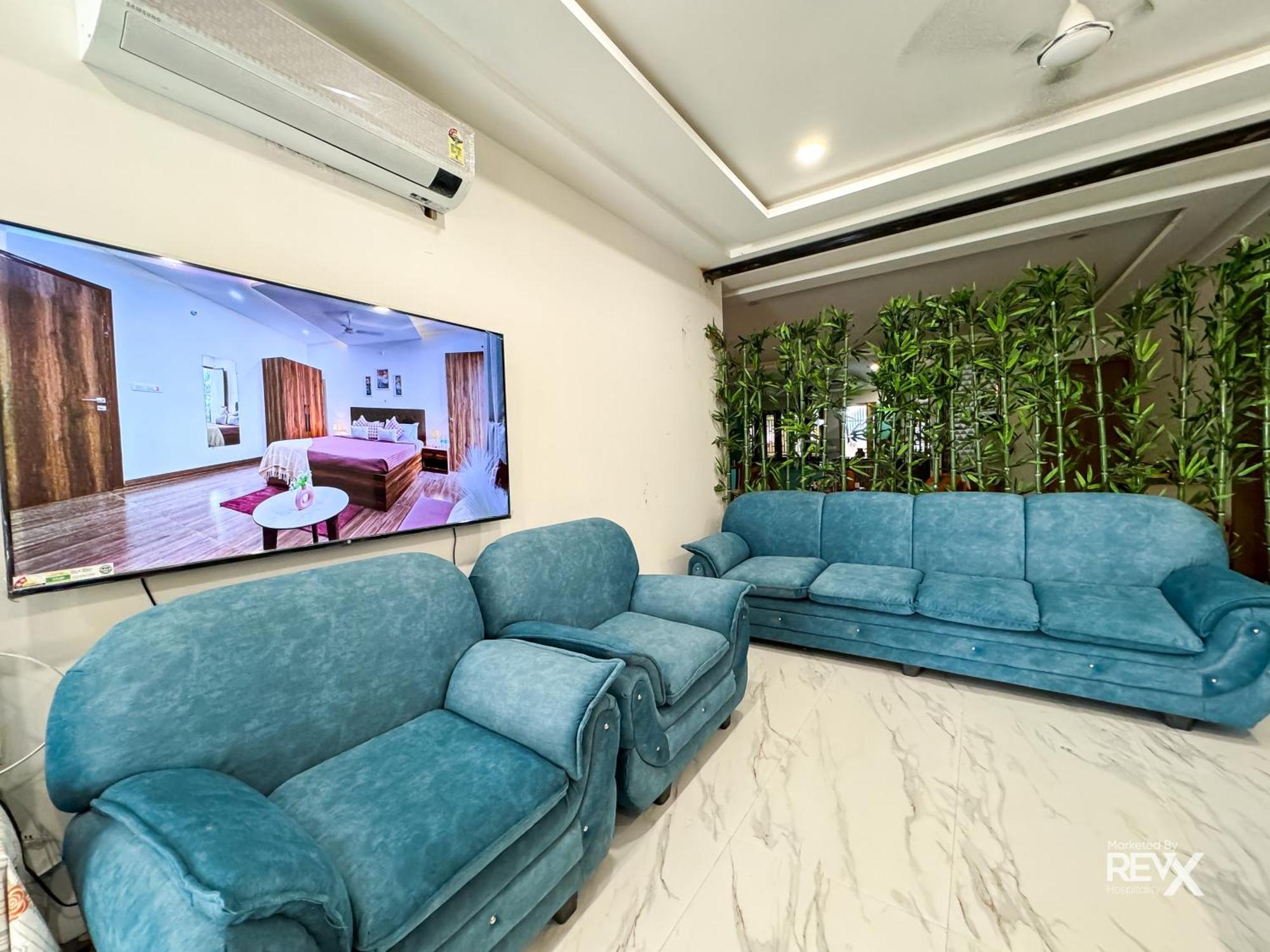Guru Sadan A Luxe Stay Ayodhya Екстериор снимка